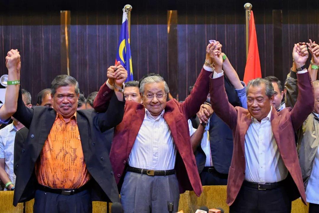 马来西亚外交部举行升旗仪式纪念“东盟日”