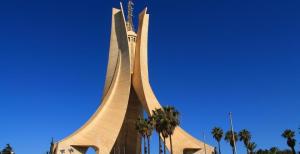 阿尔及利亚三叶塔